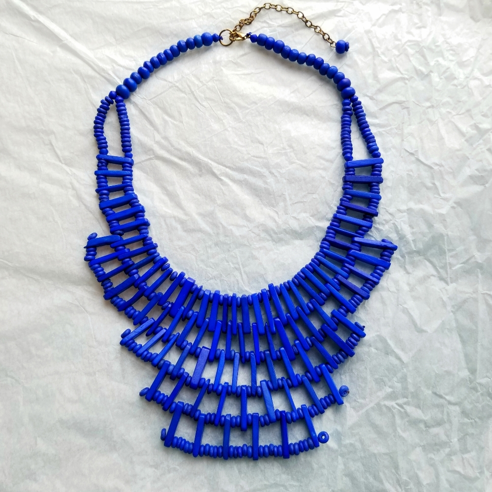Boho blue wooden necklace